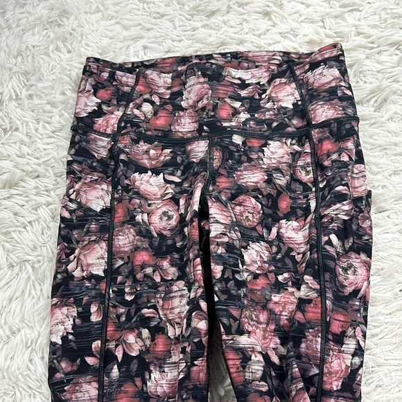 Lululemon Fast & Free Crop II Nulux 19" Peony Multi - Picture 3 of 6